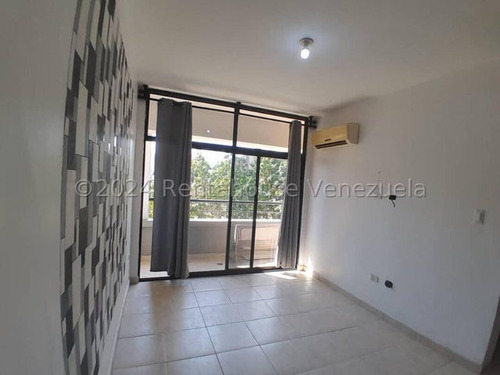 Hermoso Apartamento Confortable Conjunto Con Vigilancia Y Cuenta Con Pozo Akmg, Agua Blanca Valencia Carabobo