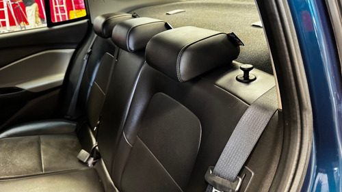 Chevrolet Onix 1.2 Premier At