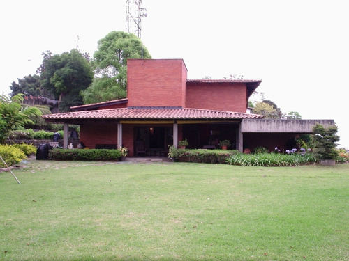 Casa En Venta Urb. La Lagunita C-18497