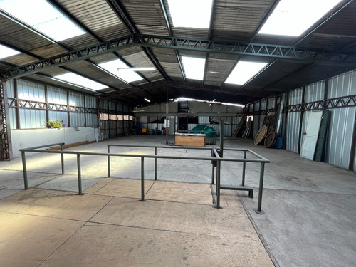 ¡¡propiedad Industrial Y Comercial Con Oficinas!!