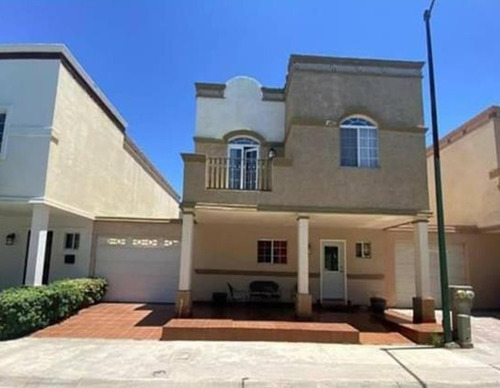 Casa En Venta En Paseo De Los N Chihuahua Lf*