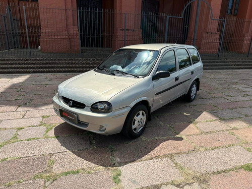 Chevrolet Corsa 1.6 Gl Aa Dh Sw