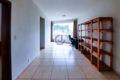 Apartamento De 100 M² Próximo Ao Centro De Blumenau/sc (bairro Garcia)
