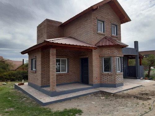 Imagen 2 de 18 de Chalet De 85 Mts 2 Llave En Mano