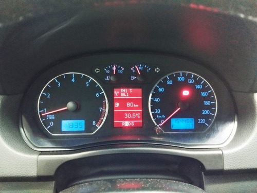 Volkswagen Polo 1.6 Vht Sportline Total Flex I-motion 5p