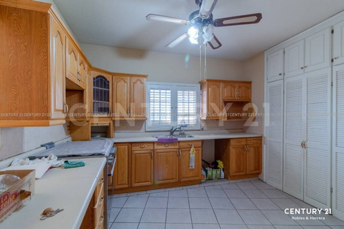 Imagen 5 de 20 de Casa En Venta Zona Norte Bahias Chihuahua