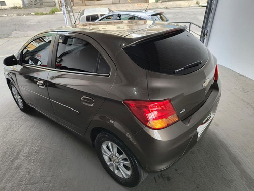 Chevrolet Onix ONIX HATCH LTZ 1.4 8V FlexPower 5p Mec.