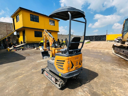 Miniexcavadora Pessato E12k Año 2022
