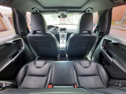 Imagen 7 de 15 de Volvo Xc60 2.5 T5 Inscription