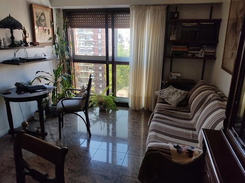 Imagen 1 de 7 de Departamento - Recoleta - 2 Ambientes - Cochera.