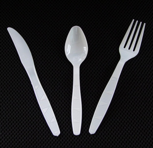 Tenedores Y Cuchillos Plásticos.