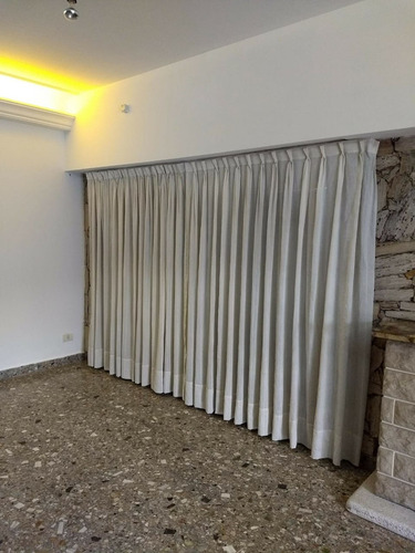 Venta Casa 4 Ambientes Con Parque En San Justo