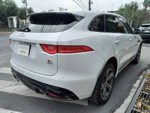 Imagen 8 de 11 de Jaguar F Pace S V6 2019