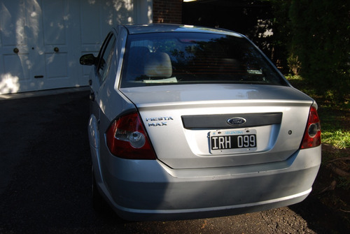 Ford Fiesta Max 1.6l 2010
