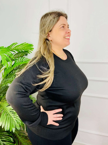 Imagem 4 de 4 de Blusa Suéter Feminino Gola V Trico - Plus Size - G1 G2 G3