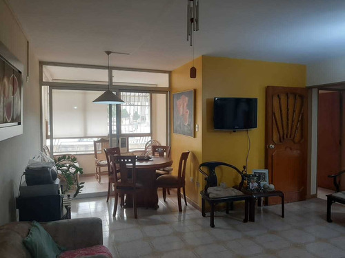 Imagen 6 de 12 de Apartamento En Valles De Camoruco - Pozo Y Planta Eléctrica