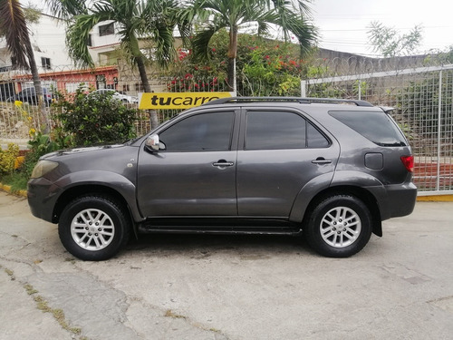 Toyota Fortuner Sr5 4x2