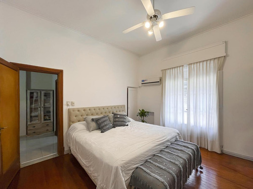 Piso Exclusivo De 5 Dormitorios Con 3 Baños Y Cochera