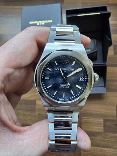 Reloj Girard Perregaux Laureato 42mm