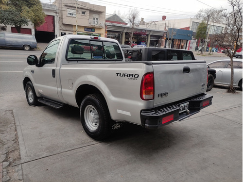 Ford F-100 3.9 Cab. Simple Xl Plus Mp3+4x2