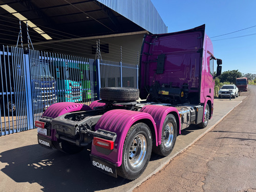 Scania R 560 Super 6x4 Ano:2024/com Apenas 70.000 Km.
