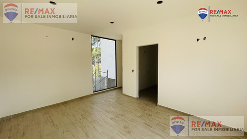 Pre-venta De Casa En Cuernavaca, Col. Acapatzingo, Cuernavacaclave 4205