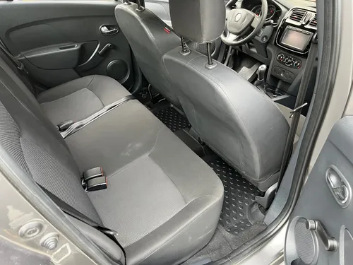 Renault Logan Polar Mt