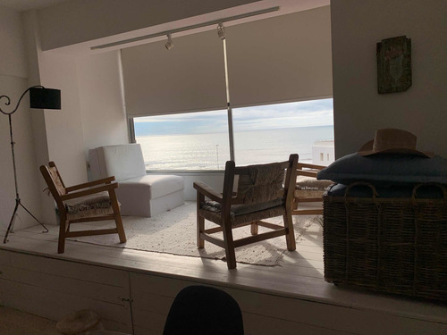 Imagen 2 de 14 de Departamento Punta Del Este Frente Al Mar