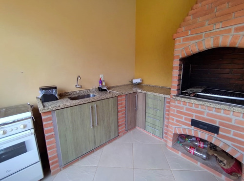 710 Mil / Casa À Venda Com 2 Quartos Em Valinhos/sp