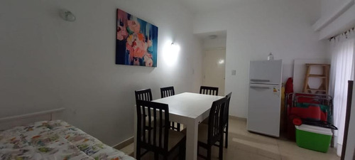 Imagen 3 de 10 de Depto. 1 Dormitorio Con Patio Sobre Av Colón M Del Plata