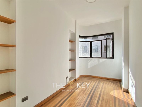 Imagen 8 de 18 de Departamento En Venta En Santiago