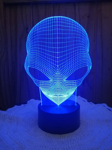 Lampara Led Ilusión 3d Cara De Alien 7 Colores Marcianeke