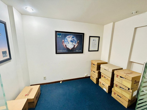 Venta Oficina Ciudad Vieja