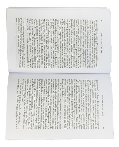 O baile das quatro artes: + marcador de páginas, de Andrade, Mário de. Editorial Editora Garnier, capa mole em português, 2005