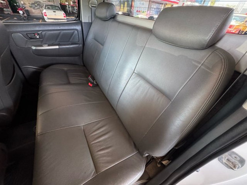 Toyota Hilux Hilux 3.0 SRV 4X4 CD 16V TURBO INTERCOOLER DIESEL 4P AUTO...