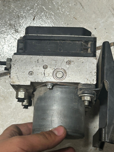 Módulo Abs De Chevrolet Traverse 2013-18 22893247 Ml1608 (Usado)