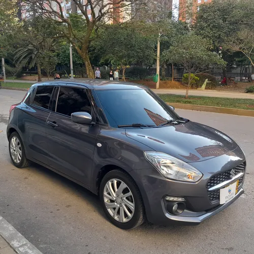 Suzuki Switf Hibrido Mecanico 2022