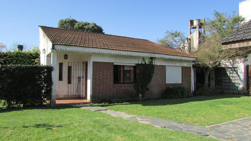 Imagen 19 de 28 de Hermosa Casa Quinta Con Pileta + 2da Casa Al Fondo