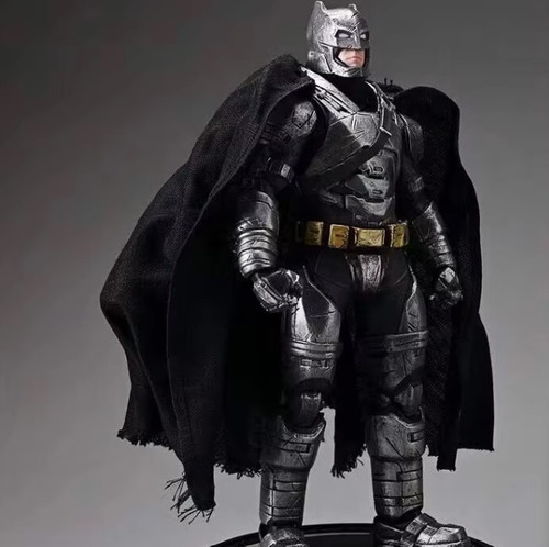 Figura Batman Ben Affleck Con Base Luminosa Dc Definida Lujo