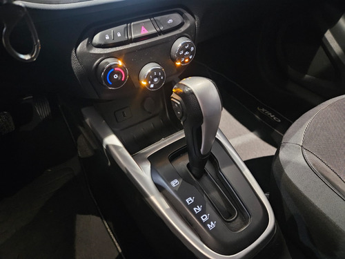 Chevrolet Onix 1.4 MPFI ACTIV 8V FLEX 4P AUTOMÁTICO
