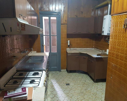 Venta - Departamento 4 Dormitorios 2 Baños - Calle Emilio Olmos