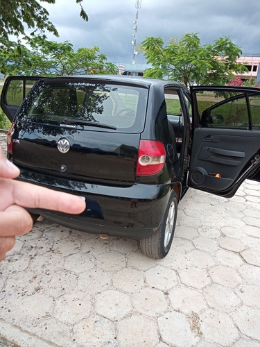 Volkswagen Fox 2006 1.0 Plus Total Flex 5p
