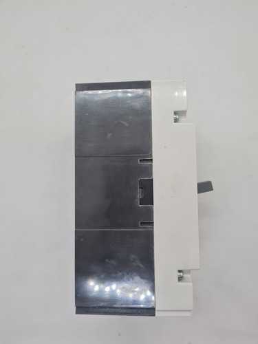 Interruptor Termomagnético De 225 Amper De 3 Polos 3 Fases