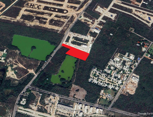 Terreno Con Vistas A 2 Lagos, En La Zona De Mayor Desarrollos De Privadas Residenciales En Mérida