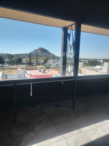 Local En Venta Plaza Avanzza, Av. El Jacal