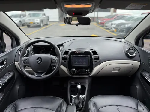 Renault Captur 2.0 Intens Automática