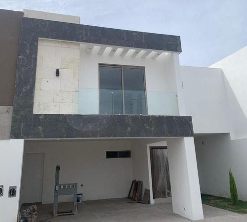 Casa En Venta En Quintas Del Palmar, Torreón, Coahuila.