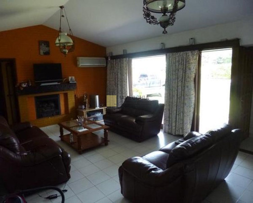 Imagen 3 de 25 de Venta De Casa De 4 Dormitorios En La Mansa