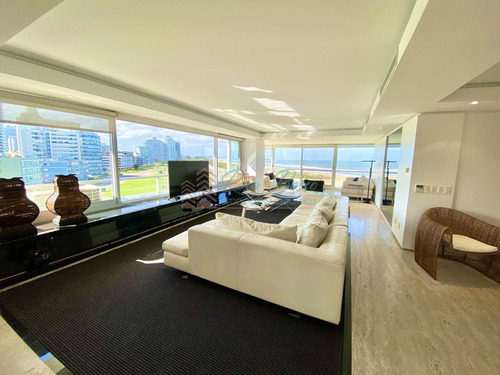 Imagen 3 de 30 de Apartamento En Venta Con Vista A Playa Brava