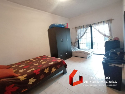 Imagen 18 de 22 de Casa De Una Planta En San Gaspar